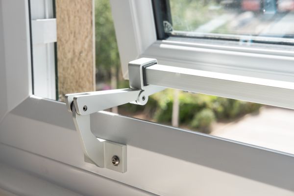 Cost of Hinged Window Repair in Tucson